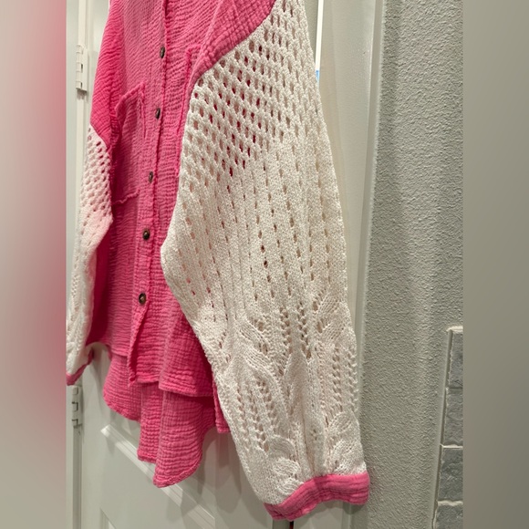 POL Pink Button-Down Shirt with Cream Crochet Sleeves. New No Tags Size L - Picture 4 of 8